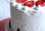Gâteau aux fraises et chantilly