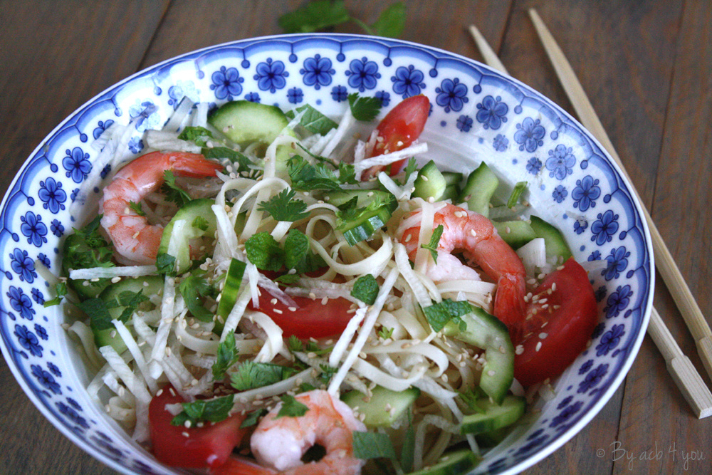 salade thaï aux crevettes crudités