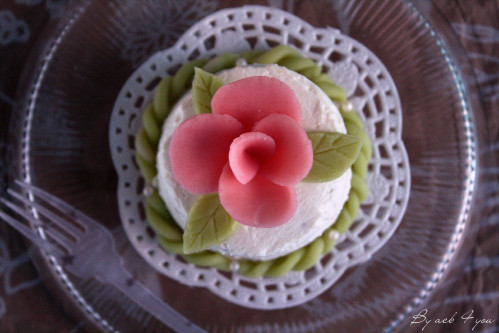 mini cake design à la rose e