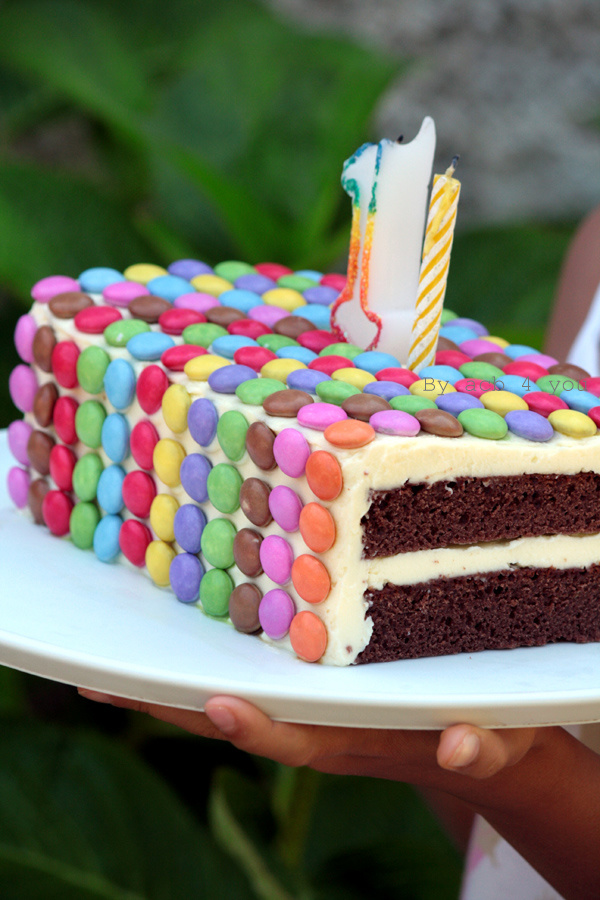 Gâteau d'anniversaire aux Smarties®