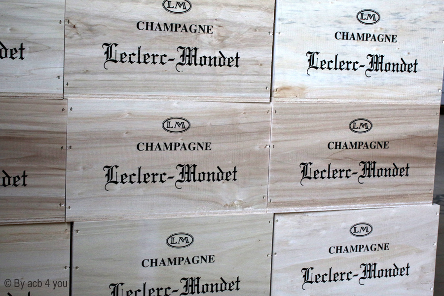 Caisse de champagne Leclerc-Mondet