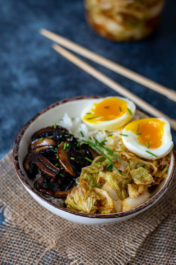 œuf coulant, riz et kimchi express
