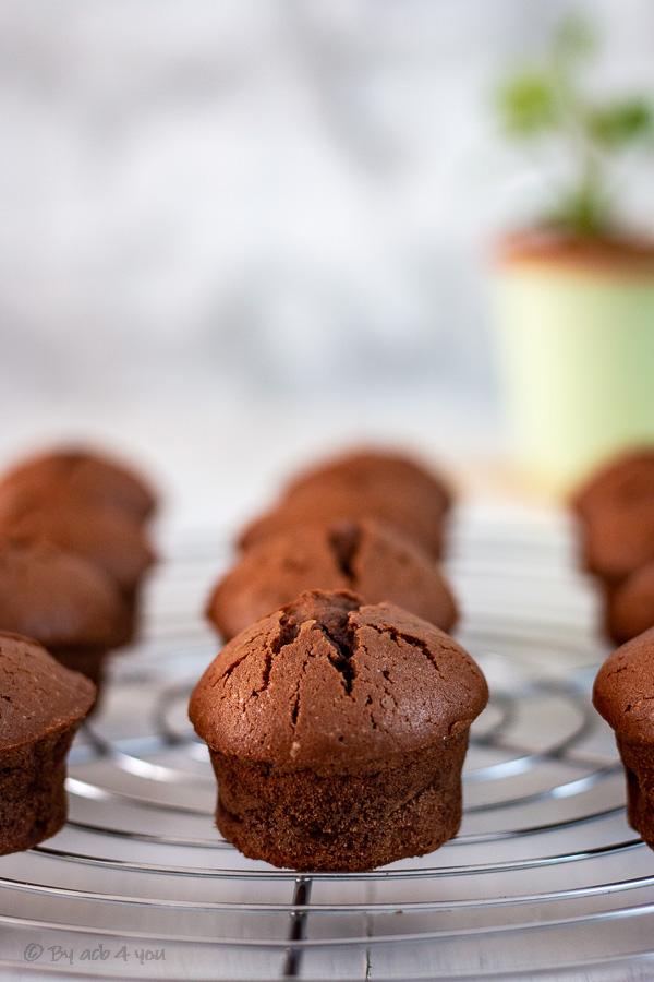 Cupcakes fondants au chocolat et cacahuète ou cupcakes Snickers