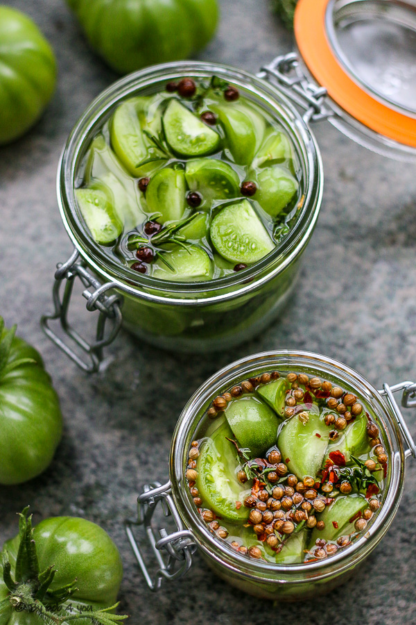 Pickles de tomates vertes ou tomates lactofermentées