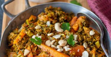 Curry chou kale, carottes et coco